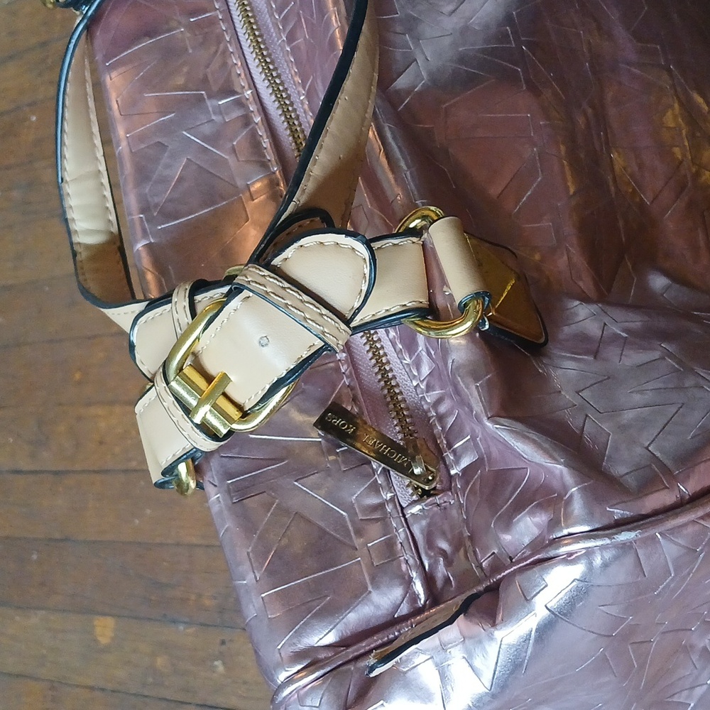 MICHAEL Michael Kors Handbag - Picture 14 of 16